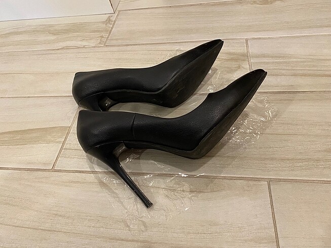40 Beden Siyah stiletto