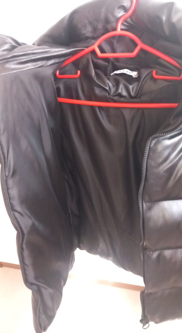 Siyah Deri Kapüşonlu Kadın Kışlık Mont - Görsel 5