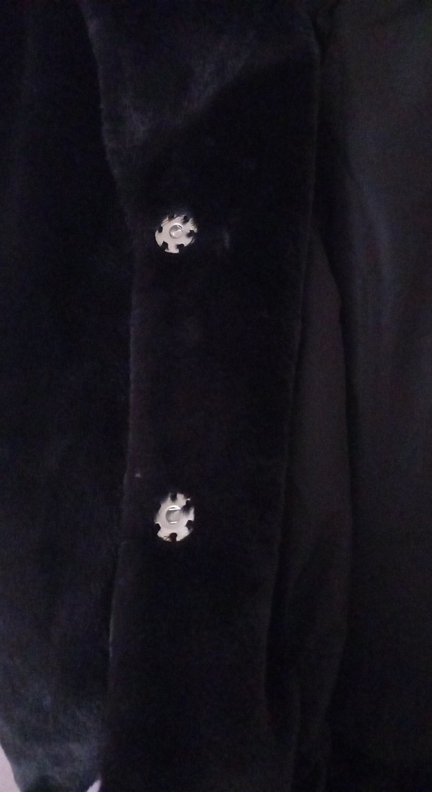 Siyah Kadın Kürk Detaylı Midi Kaban - Görsel 4