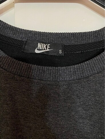 Nike NIKE SWEATSHIRT