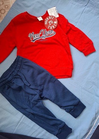 Kırmızı Baskılı Bebek Eşofman Takımı - Görsel 2