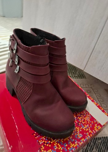 Bordo Tokalı Kadın Deri Bot, Kalın Topuklu - Görsel 2