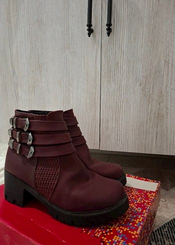 Bordo Tokalı Kadın Deri Bot, Kalın Topuklu - Görsel 3