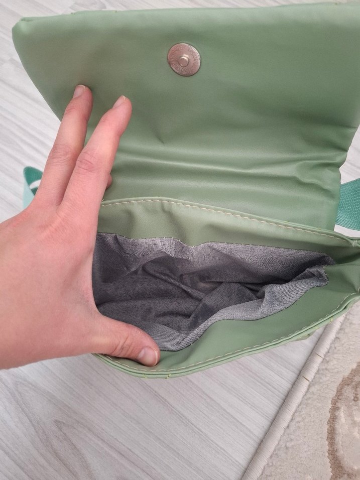 Yeşil Minimalist Kadın Çanta - Görsel 2