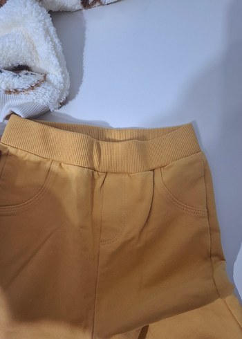 Sarı Baskılı Peluş Erkek Bebek Takımı - Görsel 4