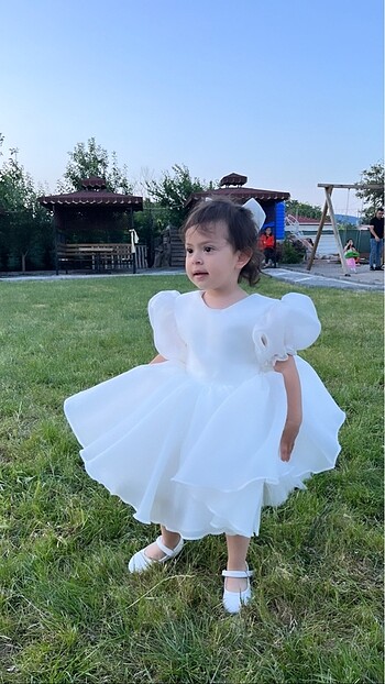 Özel dikim çocuk gelinlik