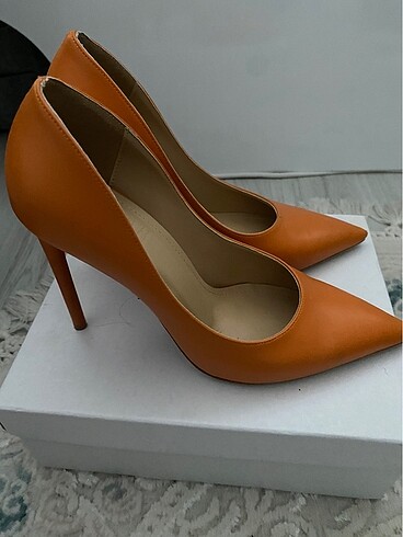 Turuncu renk Stiletto