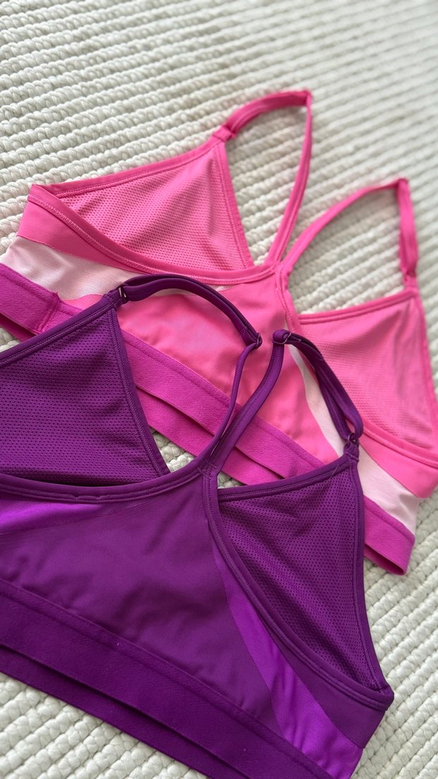 Nike Renkli Sporcu Sütyeni. Pembe renk. Tek ürün için fiyat - Görsel 2