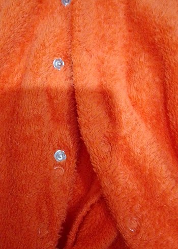 Turuncu Örgü Bebek Tulumu - Görsel 3