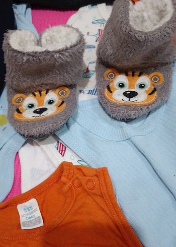 Çocuklar için Çok Renkli Tekstil Ürünleri - Görsel 12