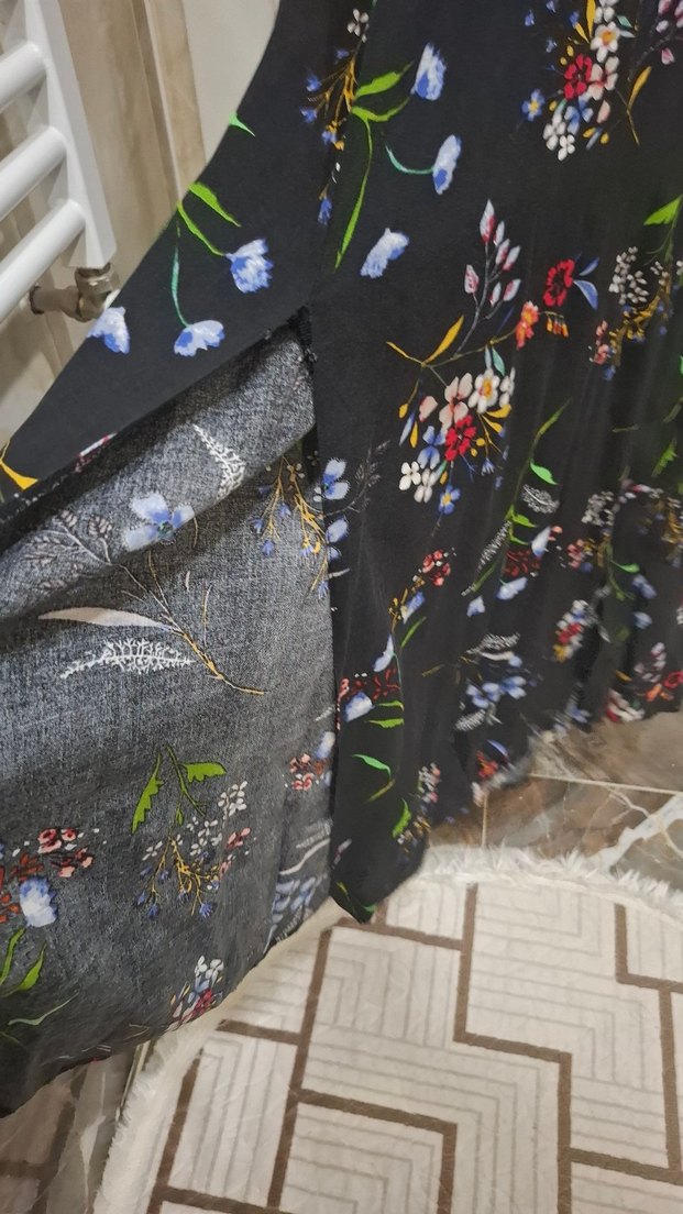 Çiçek Desenli V Yaka Uzun Bohem Elbise - Görsel 4