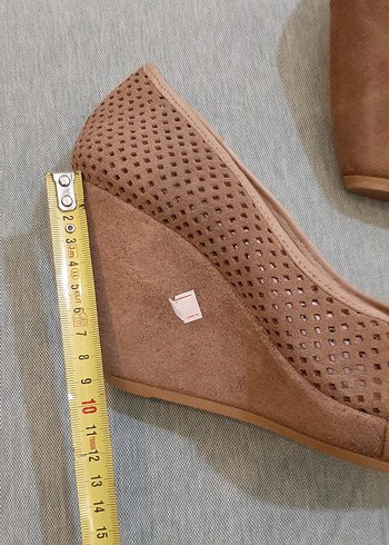 Bej Süet Kadın Dolgu Topuklu Yazlık Ayakkabı - Görsel 5