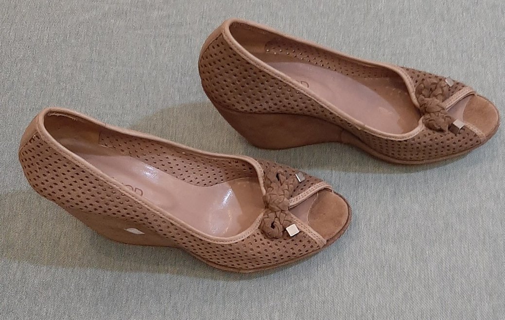 Bej Süet Kadın Dolgu Topuklu Yazlık Ayakkabı - Görsel 2