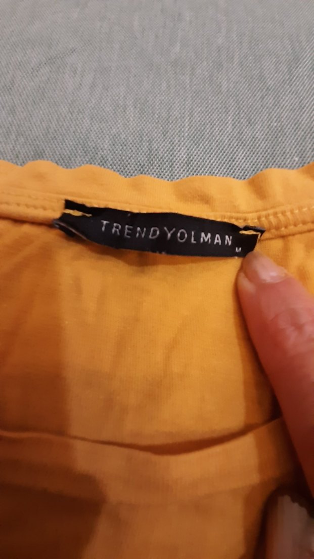 Hardal renkli kısa kollu tişört. - Görsel 2