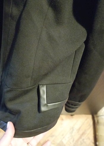 Siyah Deri Kemerli Kadın Ceket - Görsel 2