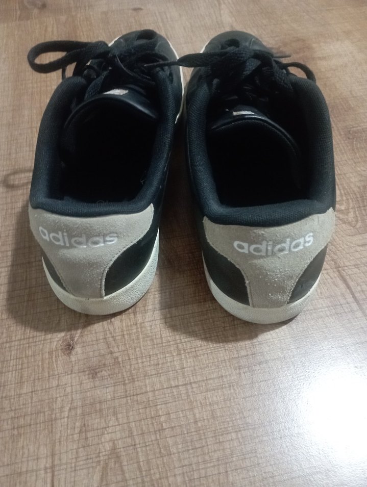 Adidas Siyah Bağcıklı Kadın Spor Ayakkabı - Görsel 2