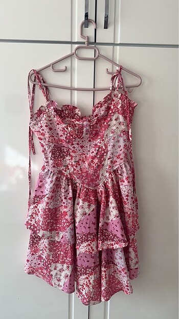 Sheinside SHEIN Çiçekli Pembe Elbise