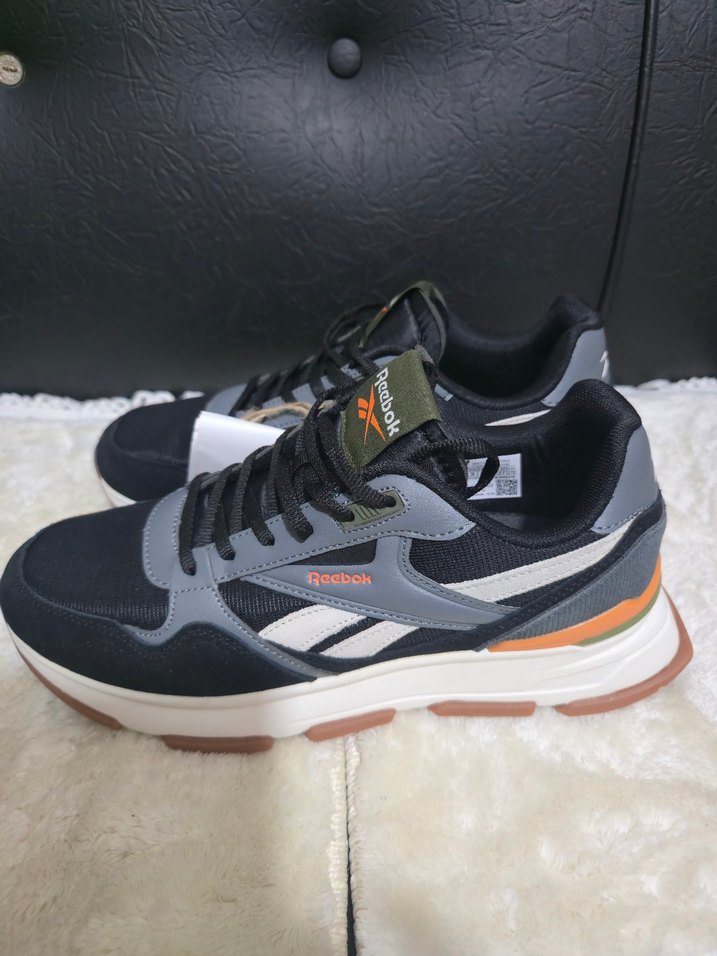 Reebok Ayakkabı - Görsel 3