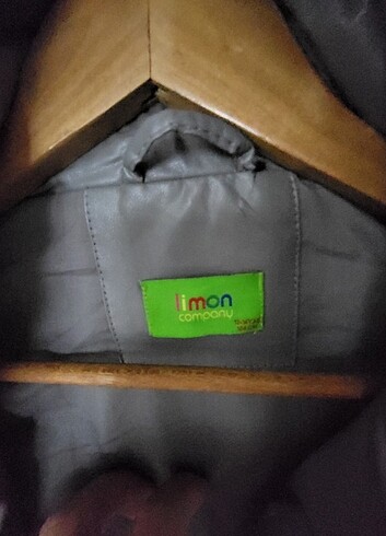13-14 Yaş Beden gri Renk Limon Company 13 14 yaş kapişonlu yelek