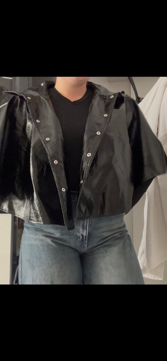 Siyah Parlak Deri Kısa Kollu Kadın Ceket - Görsel 3