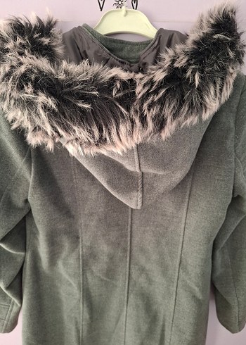 Gri Uzun Kadın Kaban Kürklü Detaylı - Görsel 5