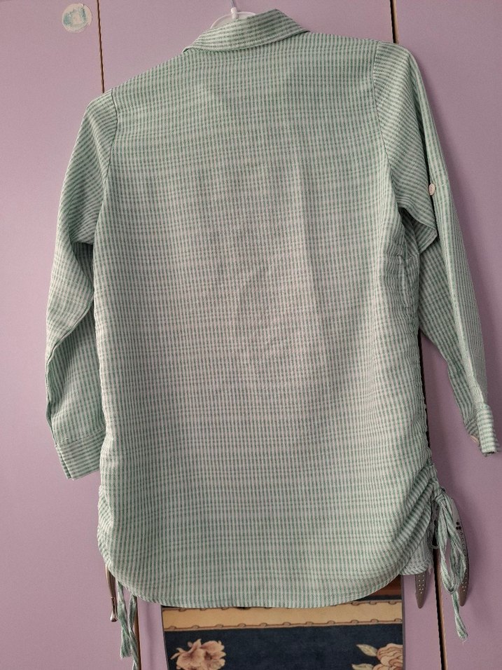 Yeşil Düğmeli Kadın Keten Gömlek - Görsel 2