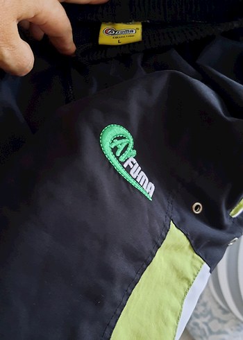 l Beden yeşil Renk Fermuarlı Cep Detaylı Siyah Yeşil Şort