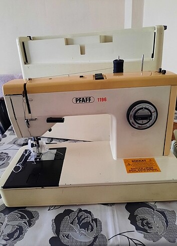 PFAFF 1196 dikiş makinası kabinli bakımı yapılmıştır 