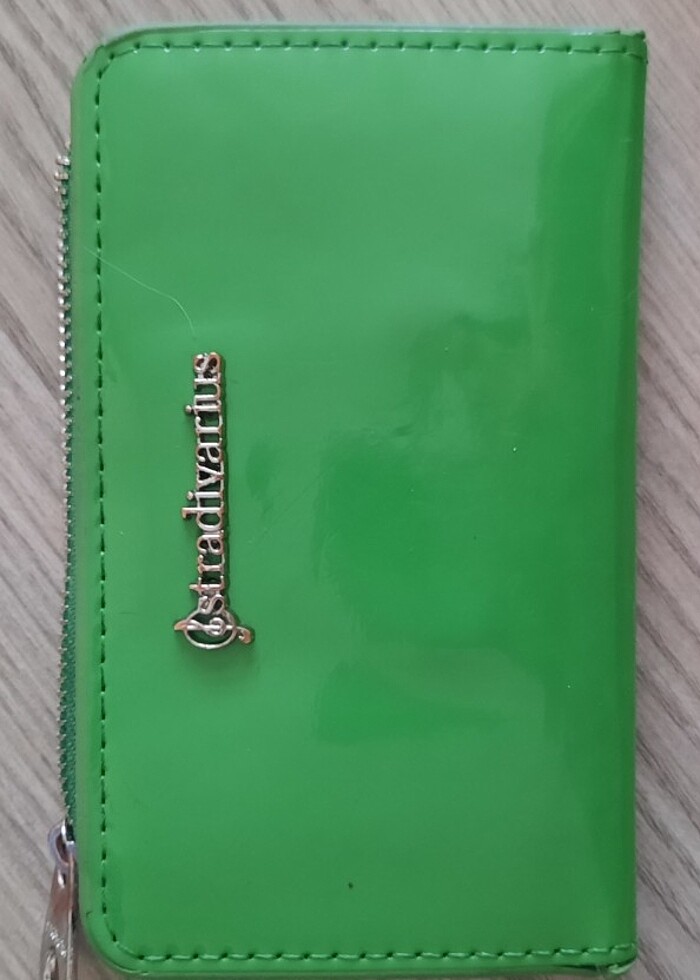 OSTRADİVARTUS orjinal marka kadın rugan cüzdan  - Görsel 5