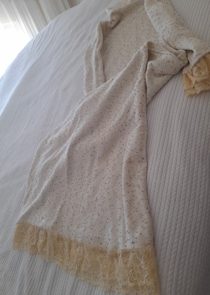 Pullu dantelli elbise - Görsel 3