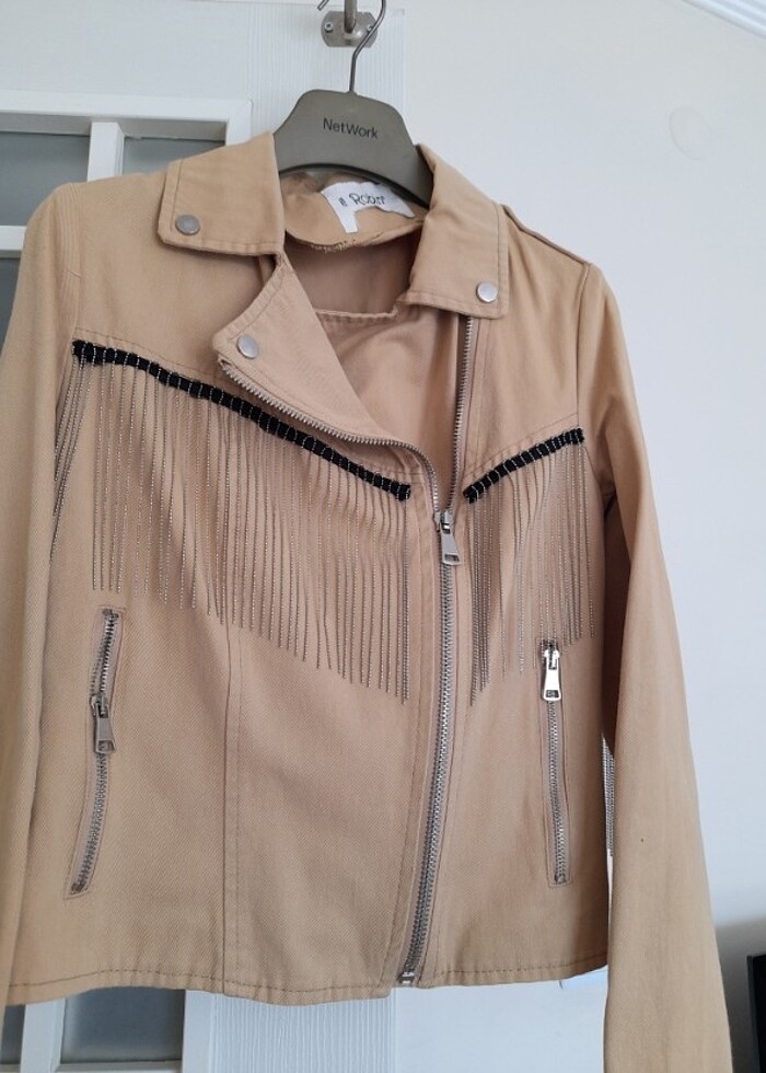 Püsküllü kısa ceket - Görsel 4