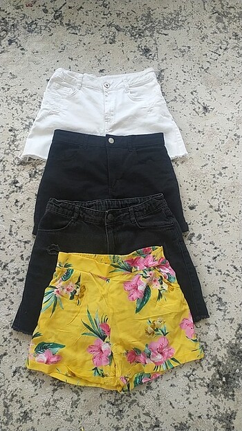H&M 4 adet sort hepsı de marka 