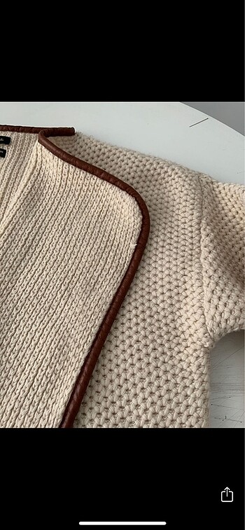 38 Beden camel Renk Massimo dutti hırka