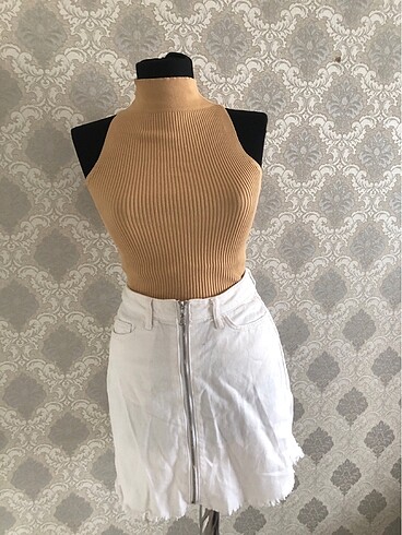 Boğazlı body