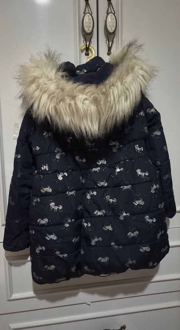 Kız Çocuk Gri Kürklü Kapüşonlu Kaban - Görsel 2