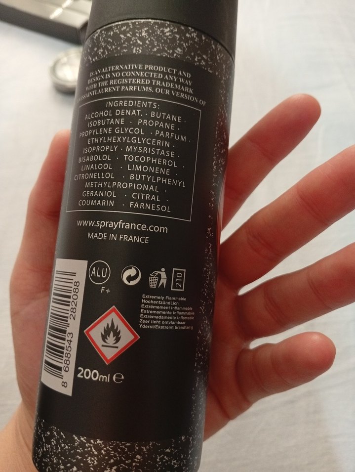 Yves Saint Laurent Black Opium Kadın Parfümü - Görsel 3