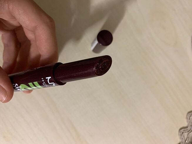  Beden Nyx slick click