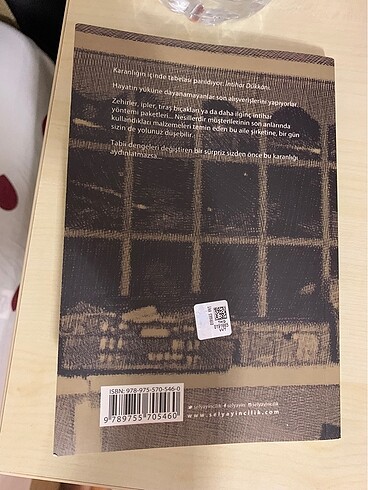 İntihar Dükkanı