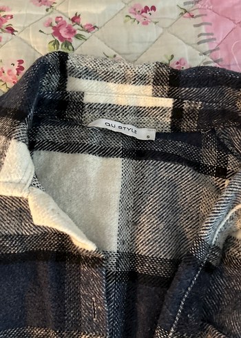 Gri Uzun Kollu Düğmeli Kadın Gömlek - Görsel 2