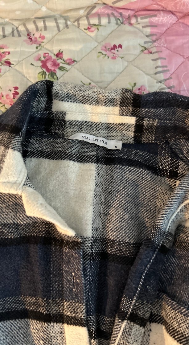 Gri Uzun Kollu Düğmeli Kadın Gömlek - Görsel 2