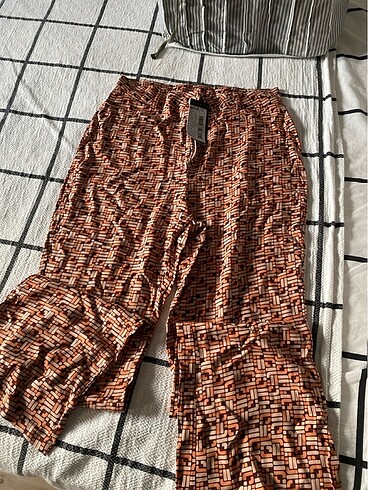 Yüksek bel yazlık pantolon