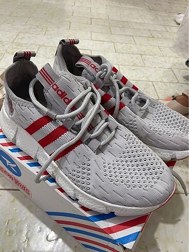 Adidas Yazlık spor ayakkabı