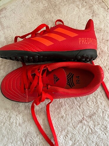 Adidas Çocuk halısaha ayakkabısı