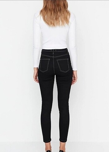 Zara Kontrast dikişli skinny JEAN