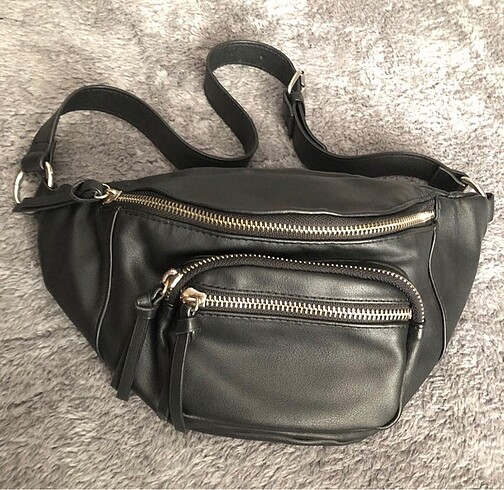 Stradivarius Bel Çantası