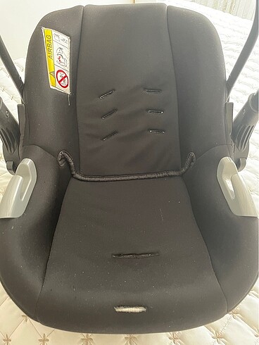 0 - 13 kg Beden siyah Renk Prego oto koltuğu ( ana kucağı)