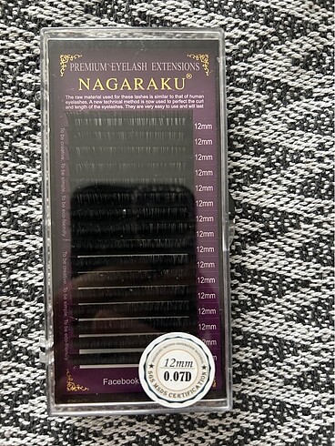 İpek kirpik