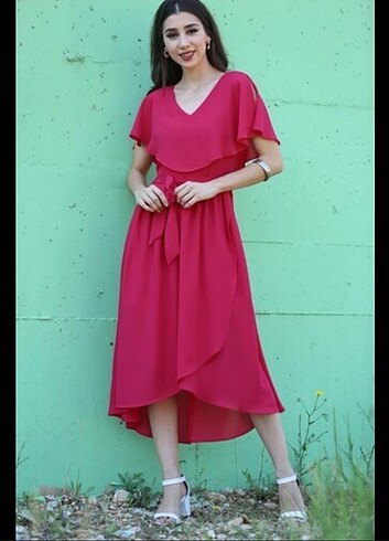 Koyu pembe elbise