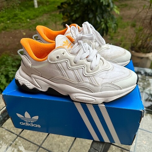 Adidas Ozweego
