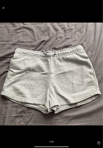 nike sort